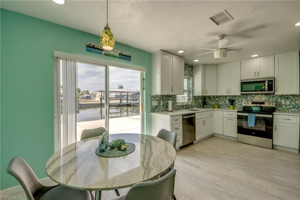 2567 Cay Cv, Matlacha, FL 33993 Photo