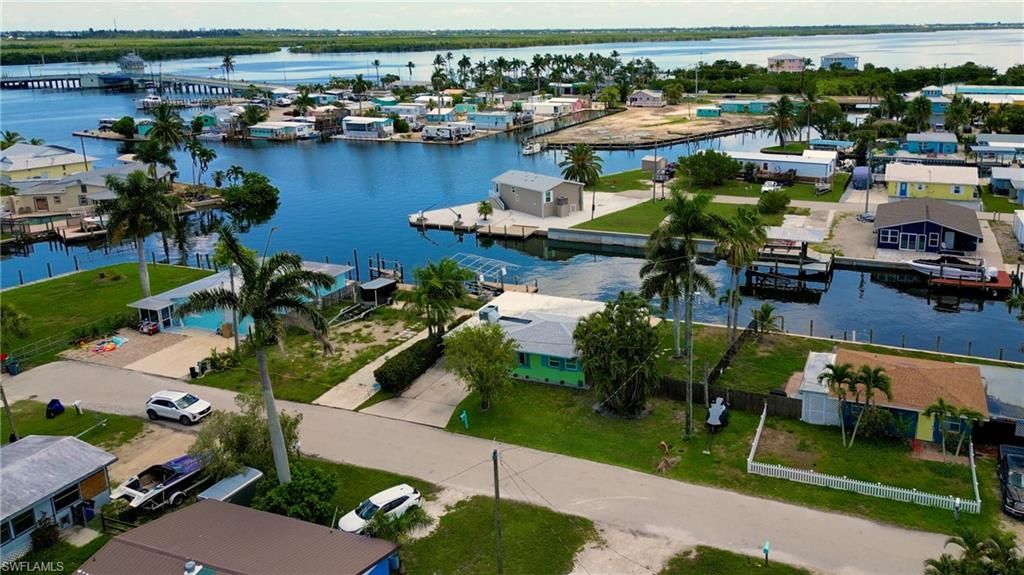2567 Cay Cv, Matlacha, FL 33993 Photo