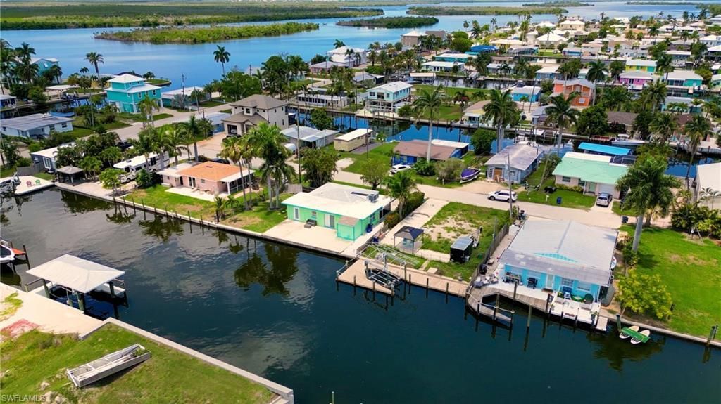 2567 Cay Cv, Matlacha, FL 33993 Photo
