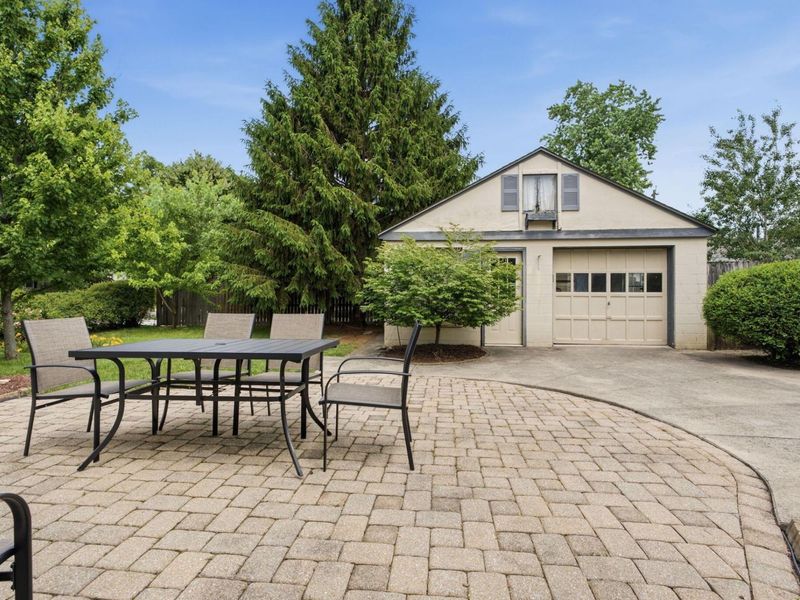 2490 Vassar Place , Columbus, OH 43221 Photo 52