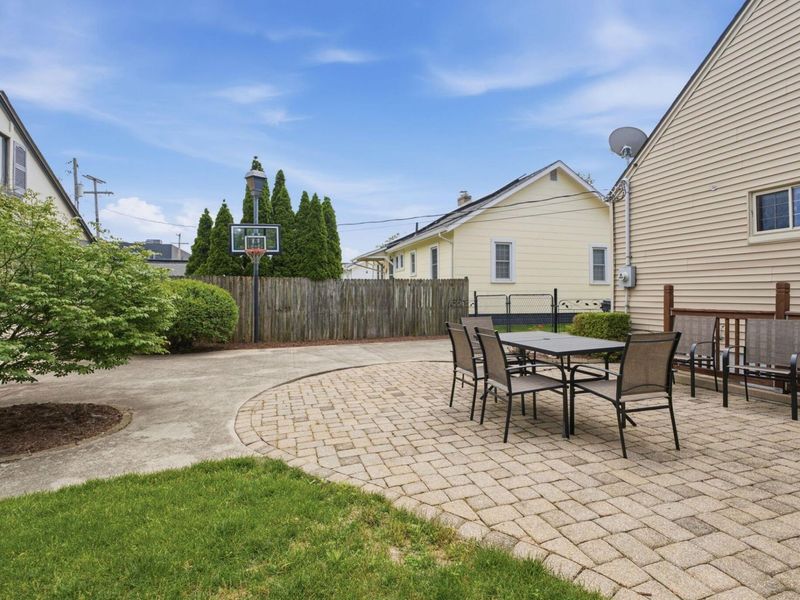 2490 Vassar Place , Columbus, OH 43221 Photo 53