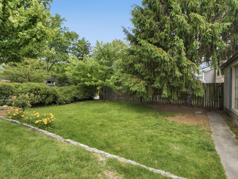 2490 Vassar Place , Columbus, OH 43221 Photo 56