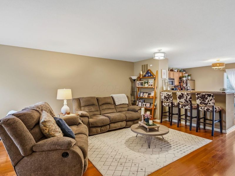 6403 Walnut Fork Drive, Westerville, OH 43081 Photo 9