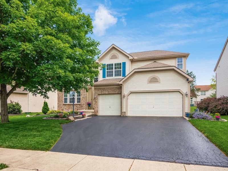 5490 Old Creek Lane, Hilliard, OH 43026 Photo 1
