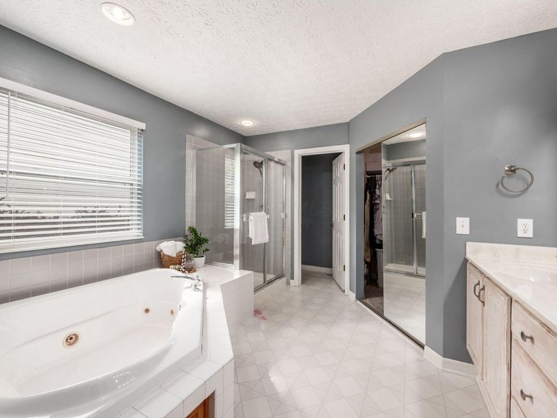 5490 Old Creek Lane, Hilliard, OH 43026 Photo 17