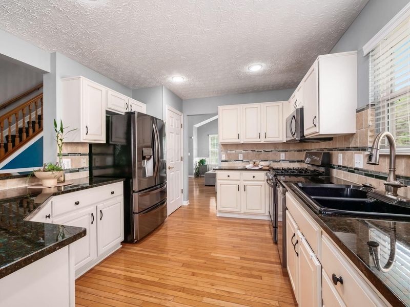 5490 Old Creek Lane, Hilliard, OH 43026 Photo 5