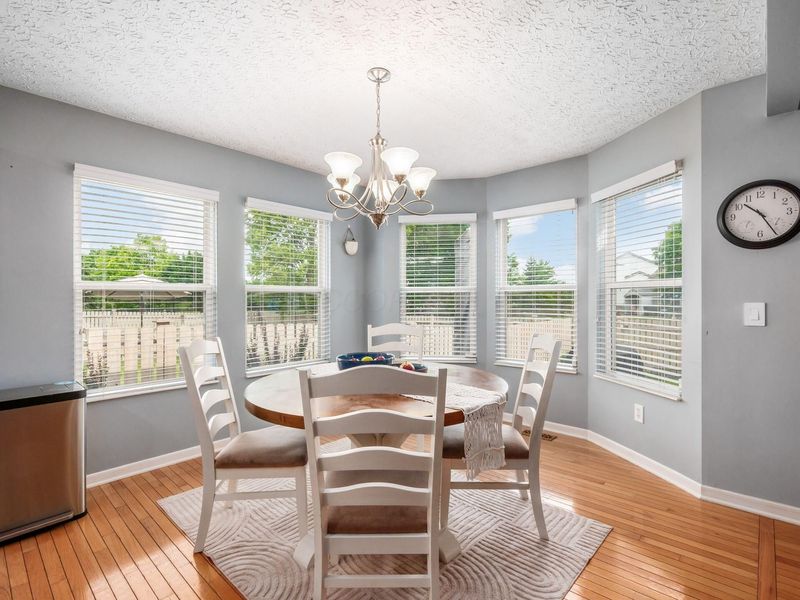 5490 Old Creek Lane, Hilliard, OH 43026 Photo 9