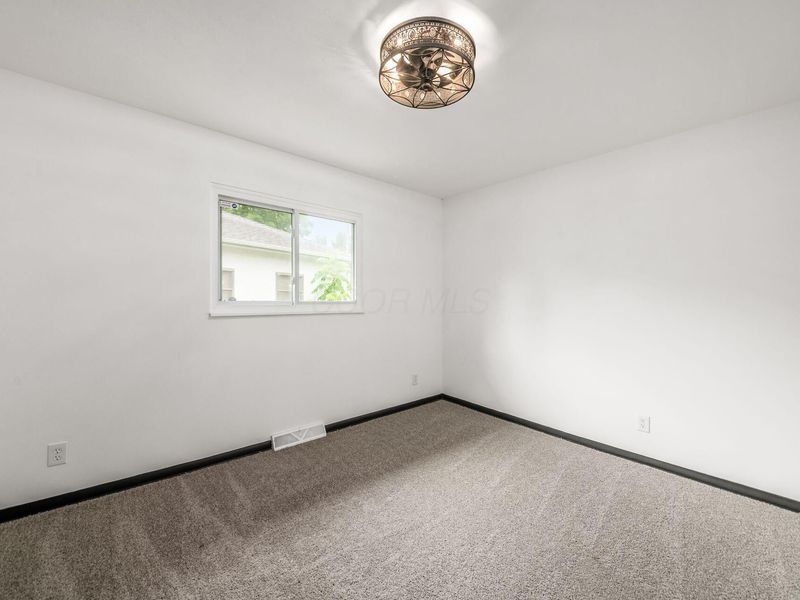 3941 Chrisview Drive , Columbus, OH 43227 Photo 36