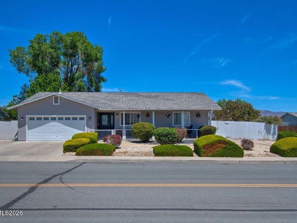 186 Jennys Lane, Fernley, NV 89408