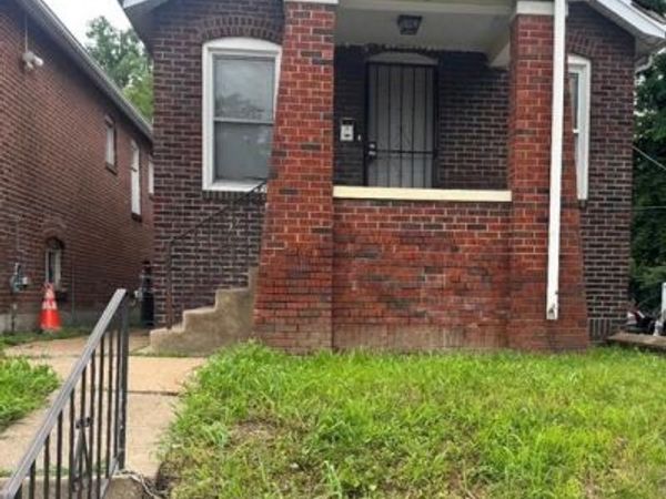 5518 Maffitt Avenue , St Louis, MO 63112