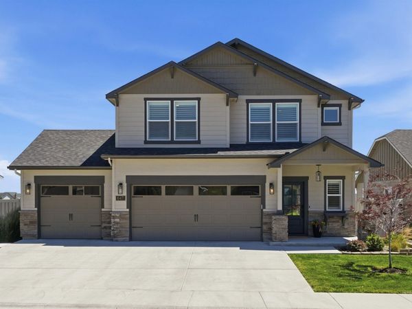 10471 W Thimbleberry Dr, Star, ID 83669