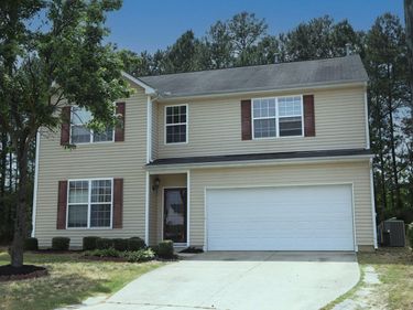 2718 Summer Stream Drive, Raleigh, NC 27610