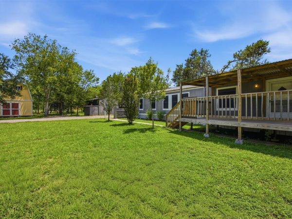135 Side Saddle DR, Cedar Creek, TX 78612