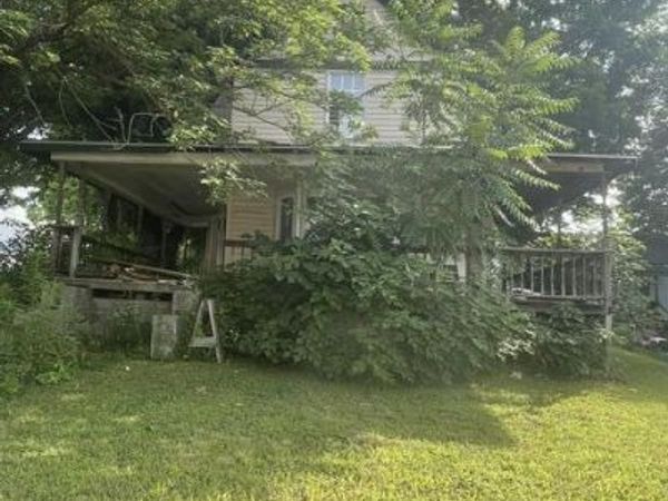 414 Emory Drive, Harriman, TN 37748