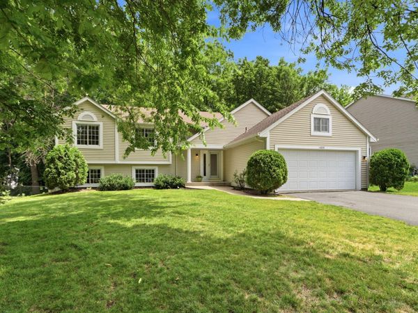 14895 Oconnell Road , Savage, MN 55378