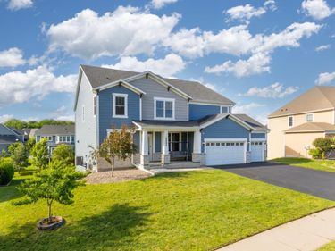 16894 Reeder Ridge, Eden Prairie, MN 55347