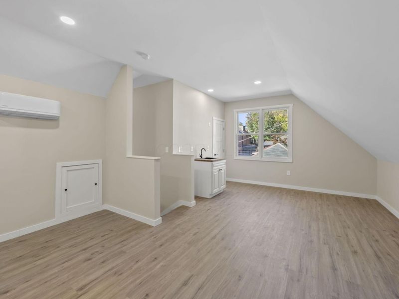 1018 Neil Avenue, Columbus, OH 43201 Photo 21