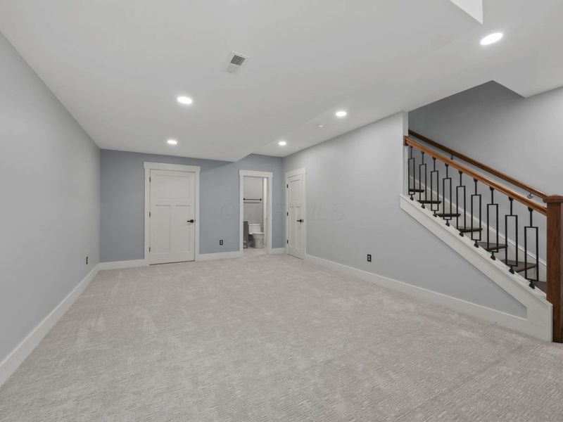 1018 Neil Avenue , Columbus, OH 43201 Photo 8
