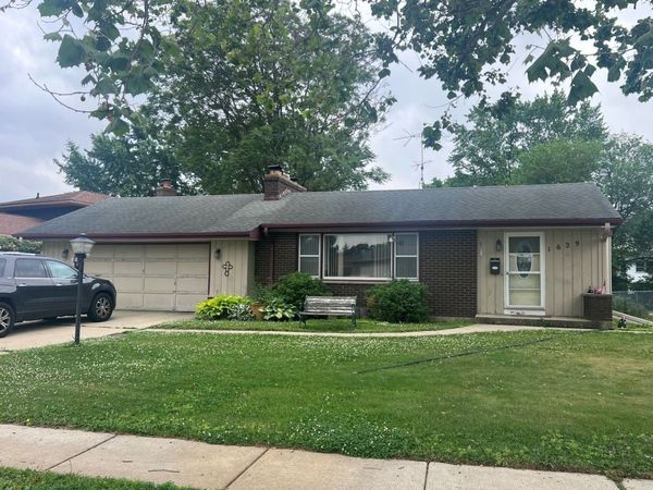1629 Lin Lor Lane , Elgin, IL 60123