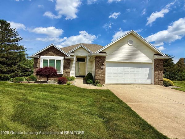 523 White Pine Boulevard, Lansing, MI 48917