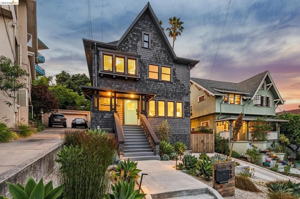 583 Mira Vista Ave , Oakland, CA 94610 Main Photo