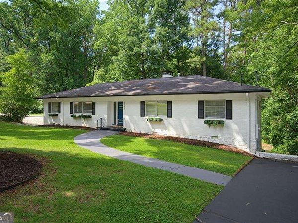 2150 Azalea Circle, Decatur, GA 30033