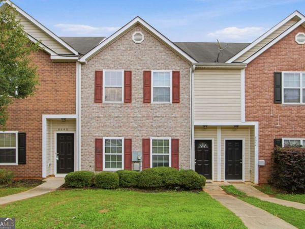 8642 Thomas Lane, Riverdale, GA 30274