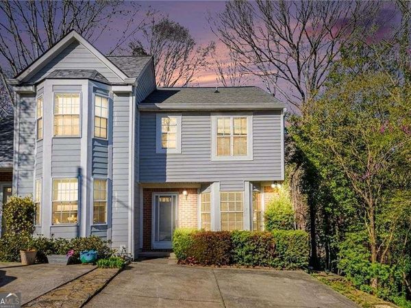 5200 Laurel Bridge Drive SE, Smyrna, GA 30082
