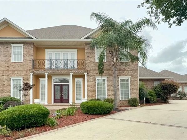 5 ASTERBROOK Court , Harvey, LA 70058