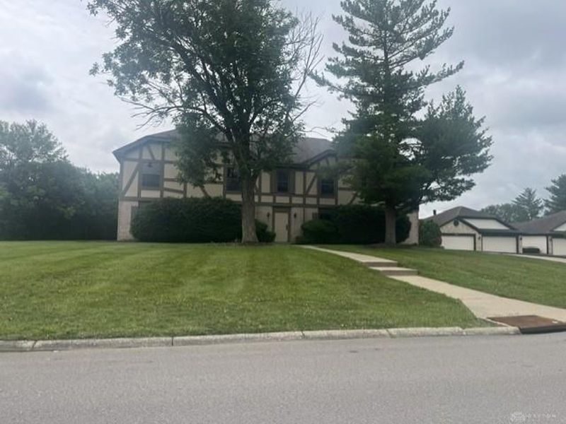 7765 Brams Hill Drive, Washington Township, OH 45459 Photo 2