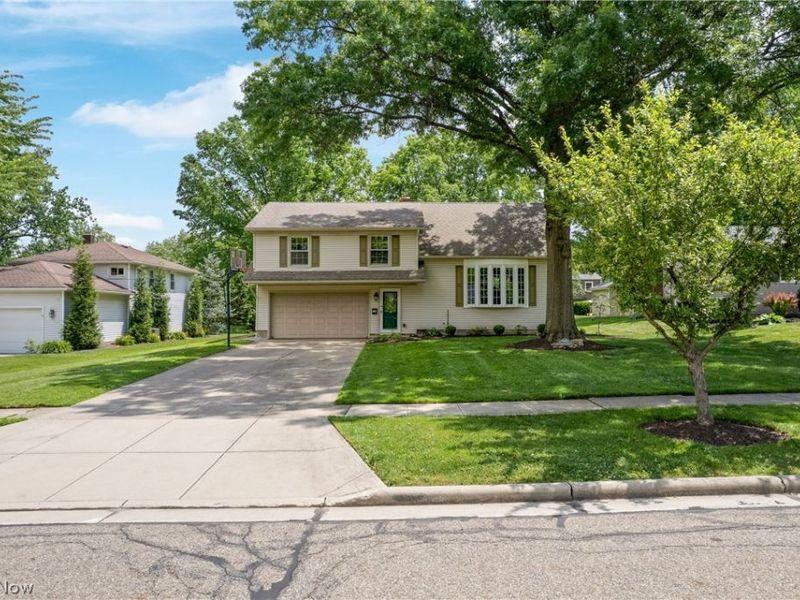 9355 Hyde Park Drive, Twinsburg, OH 44087 Photo 1