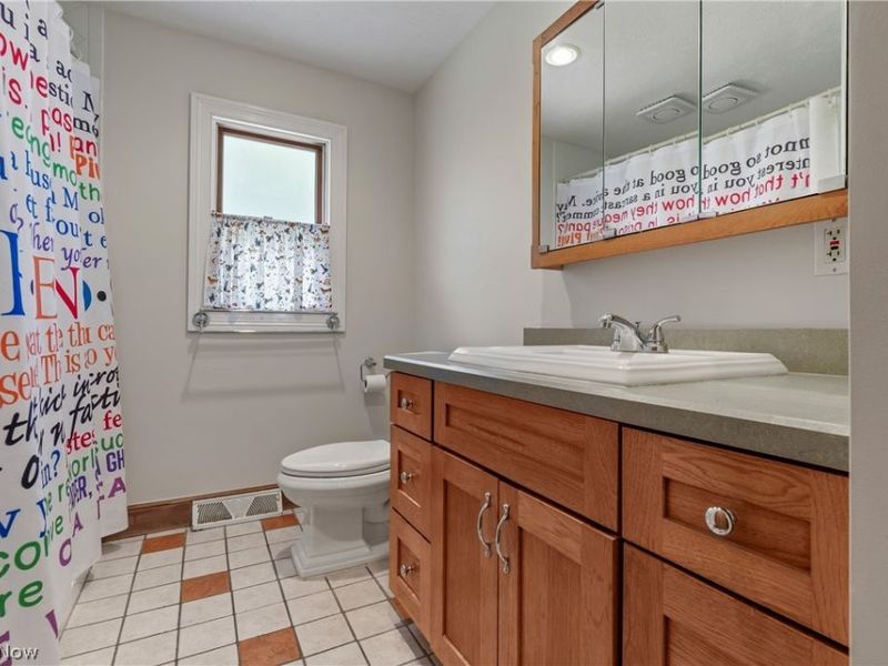 9355 Hyde Park Drive, Twinsburg, OH 44087 Photo 15