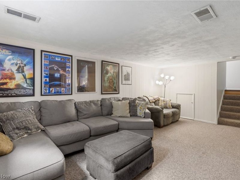 9355 Hyde Park Drive, Twinsburg, OH 44087 Photo 23
