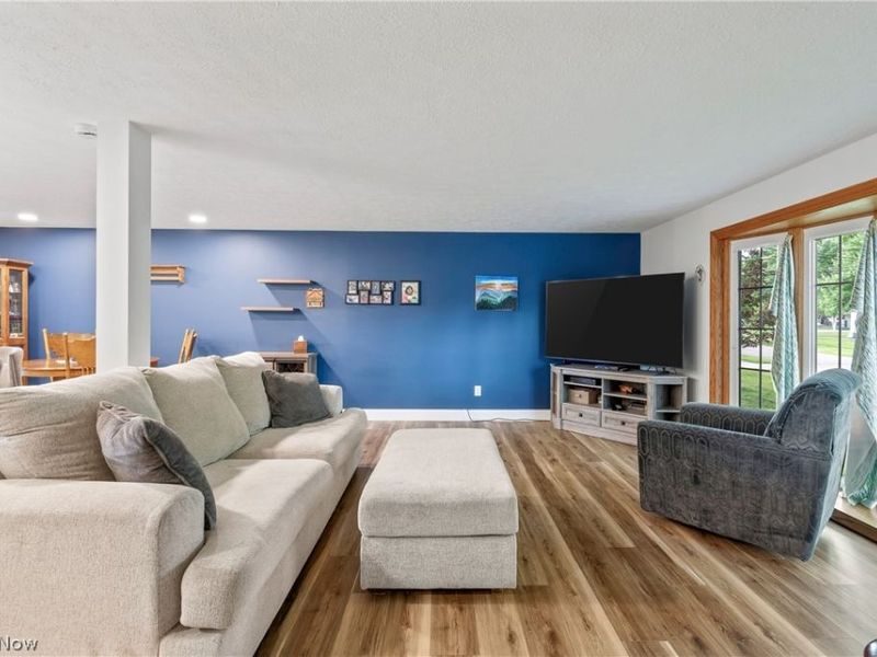 9355 Hyde Park Drive, Twinsburg, OH 44087 Photo 5