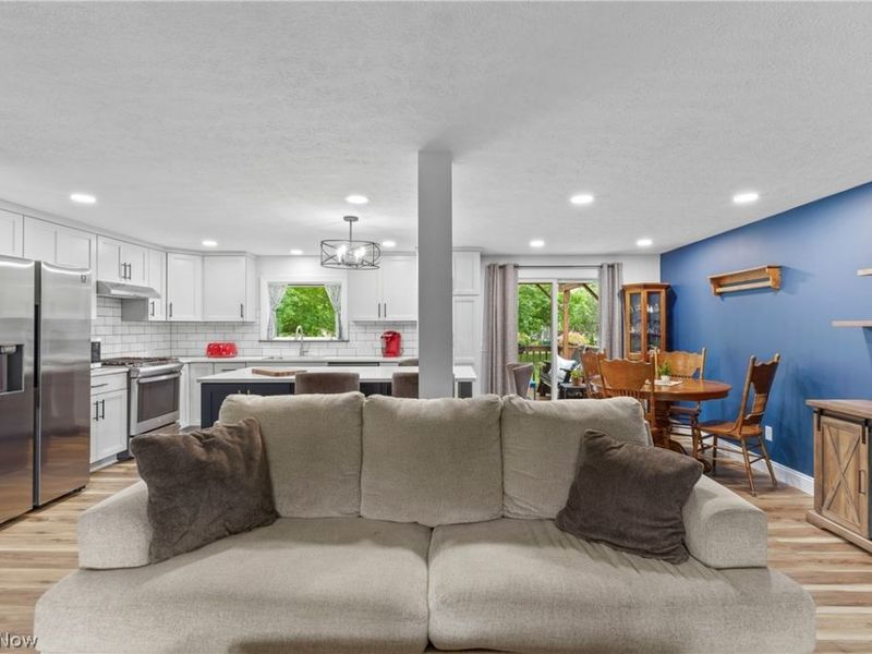 9355 Hyde Park Drive, Twinsburg, OH 44087 Photo 8