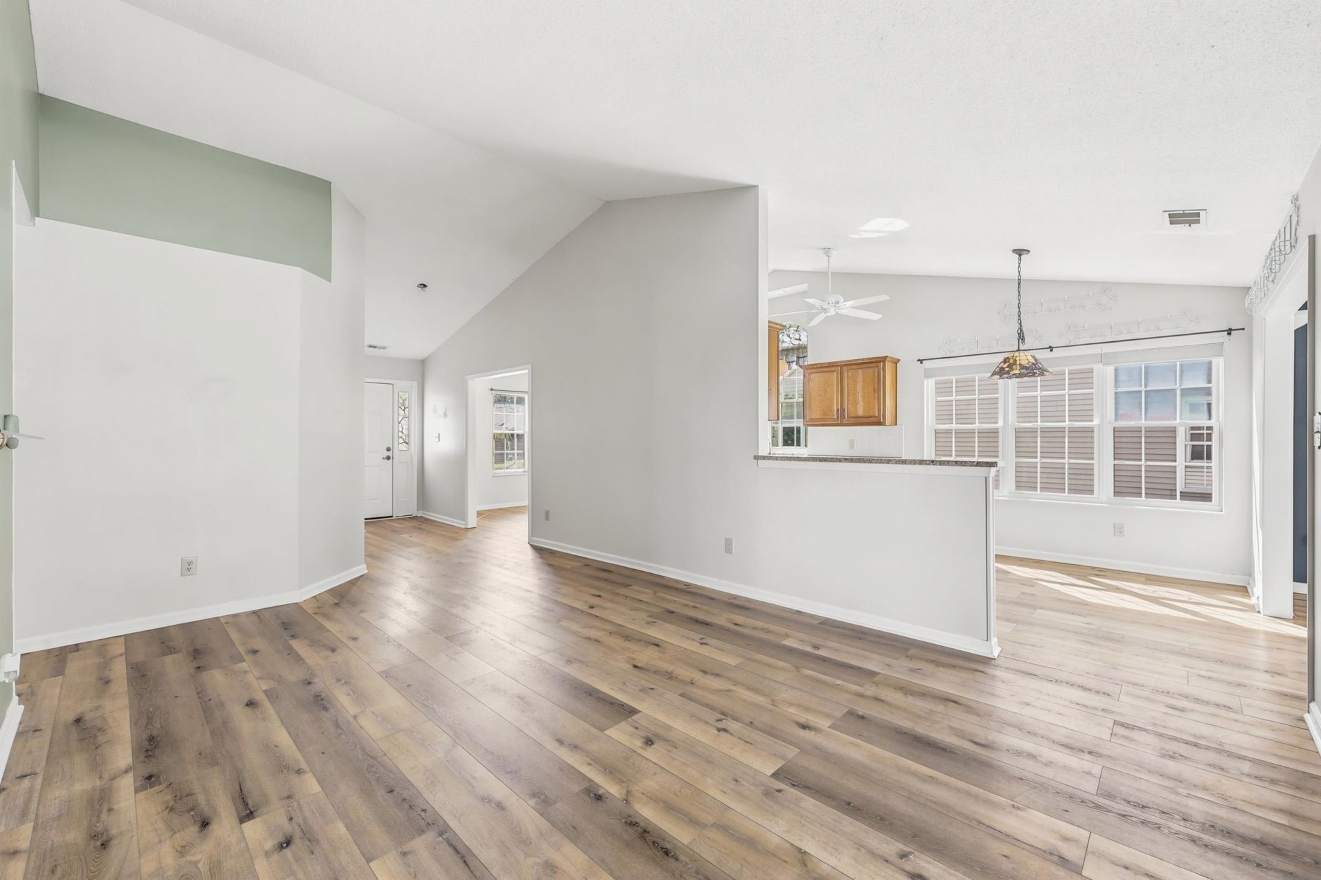 1624 Wood Thrush Dr. Photo 11