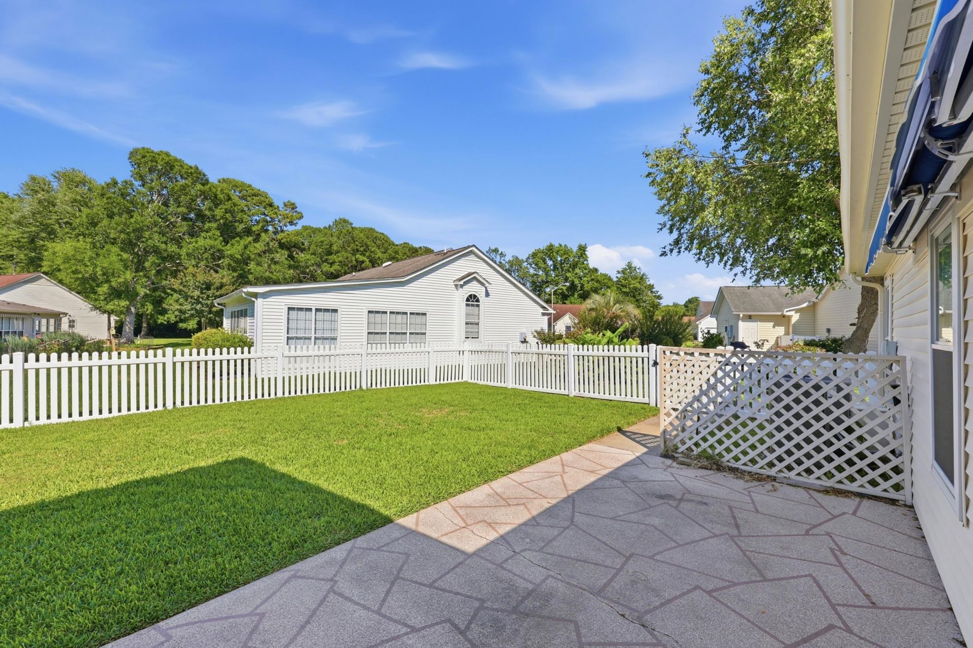 1624 Wood Thrush Dr. Photo 34