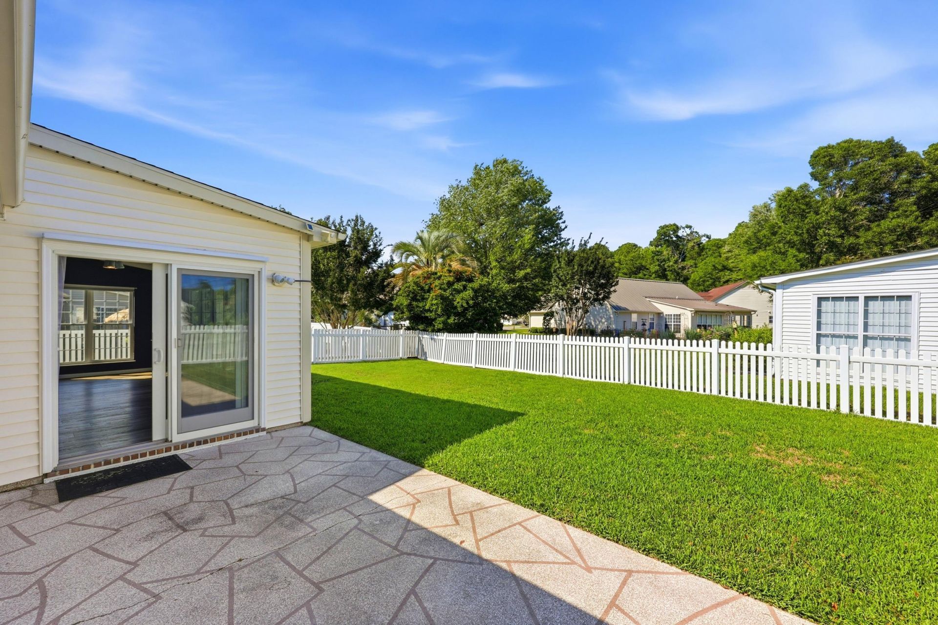 1624 Wood Thrush Dr. Photo 35