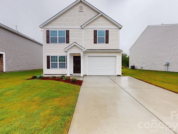 28 Katherine Emilie Drive , Hendersonville, NC 28792