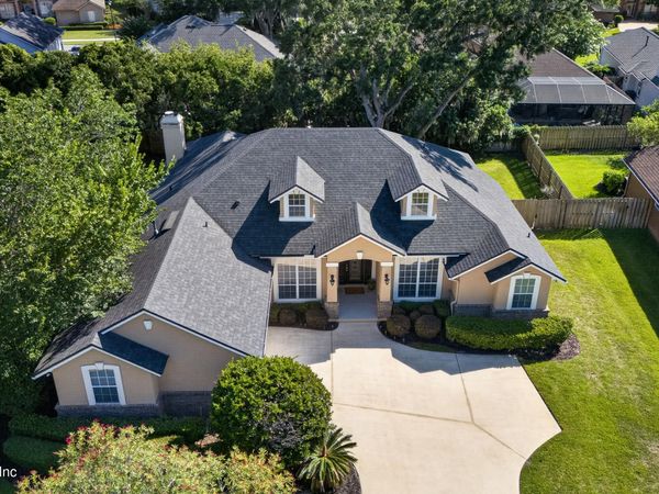 1819 SENTRY OAK Court, Fleming Island, FL 32003