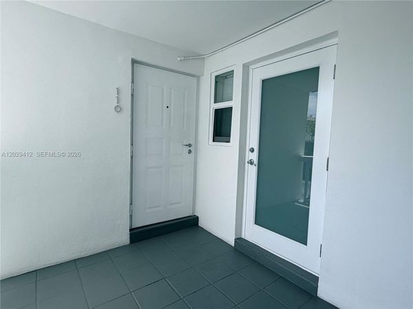 200 Galen Dr , Unit 110, Key Biscayne, FL 33149