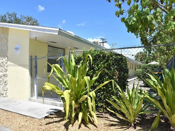1008 N 18 AVENUE, Lake Worth, FL 33460