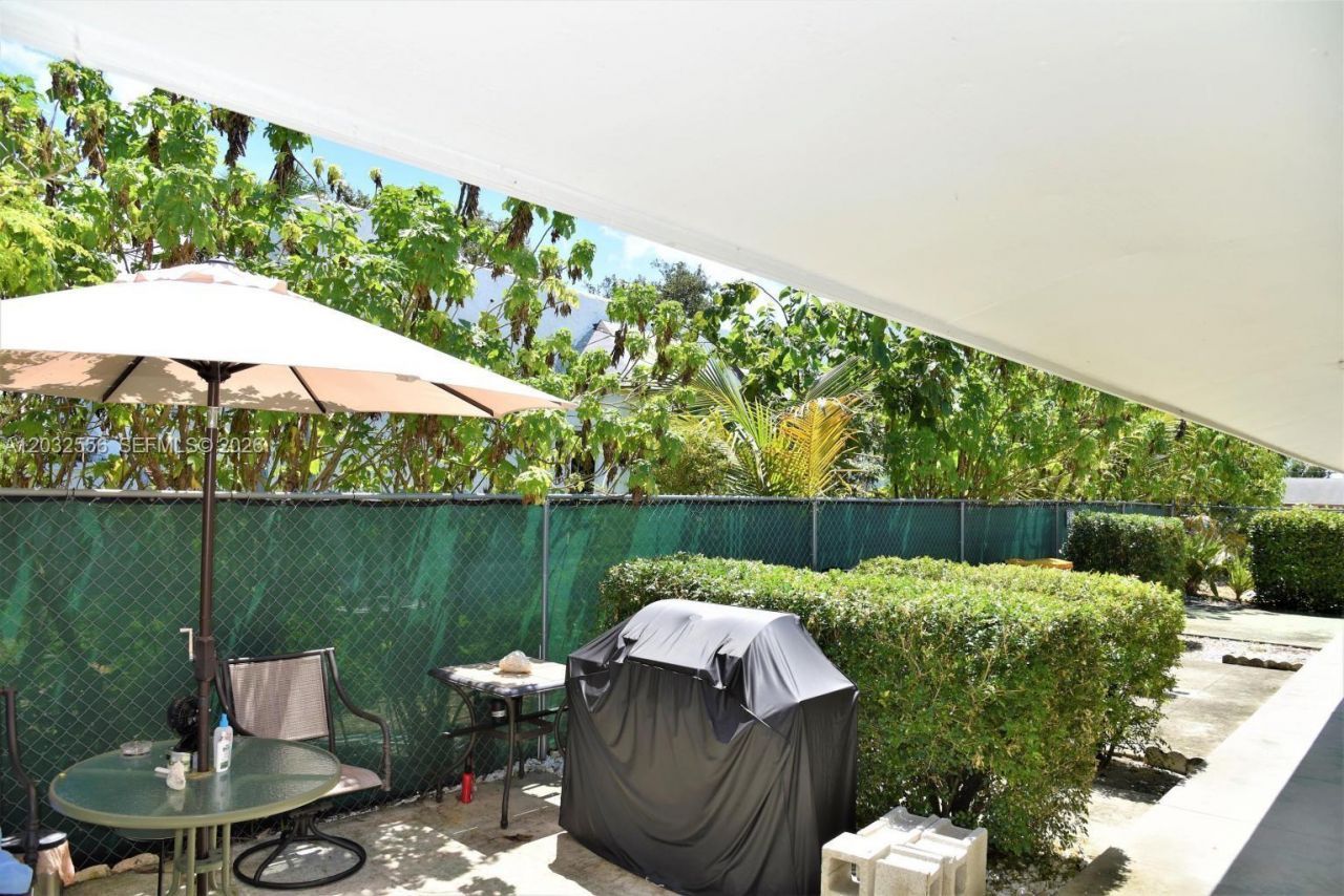 1008 N 18 Avenue, Lake Worth, FL 33460 Photo