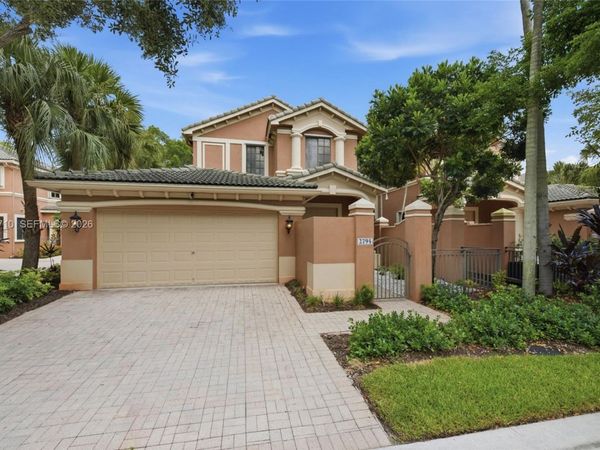 2794 Kinsington Cir, Unit 26-3, Weston, FL 33332