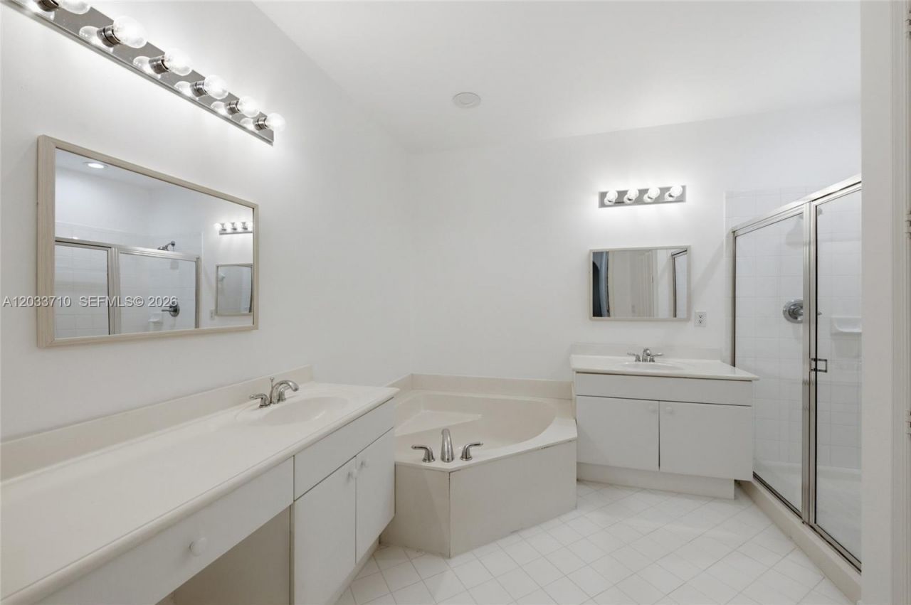 2794 Kinsington Cir, Unit 26-3, Weston, FL 33332 Photo