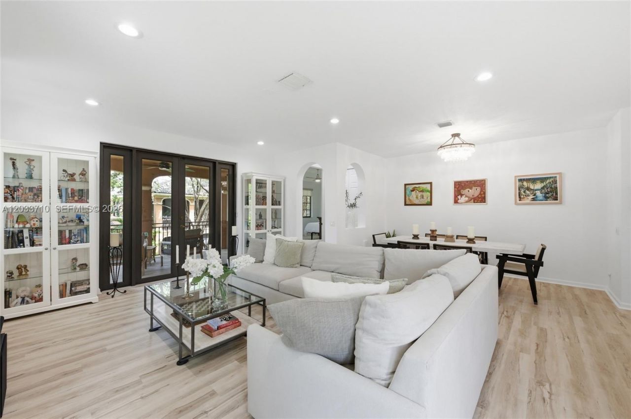 2794 Kinsington Cir, Unit 26-3, Weston, FL 33332 Photo