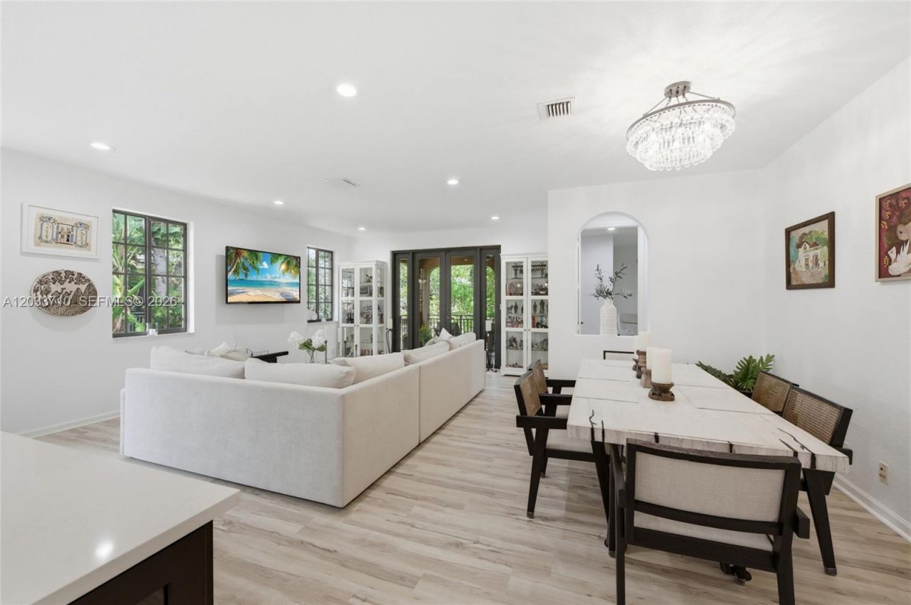 2794 Kinsington Cir, Unit 26-3, Weston, FL 33332 Photo
