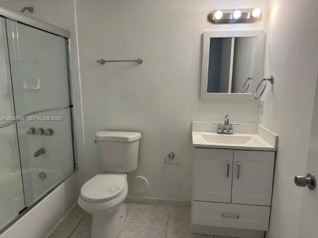 6175 NW 186th St, Unit 110, Hialeah, FL 33015 Photo