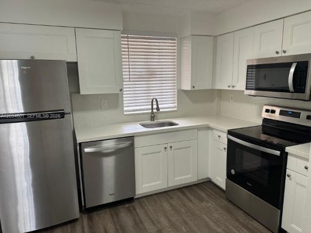 6175 NW 186th St, Unit 110, Hialeah, FL 33015 Photo