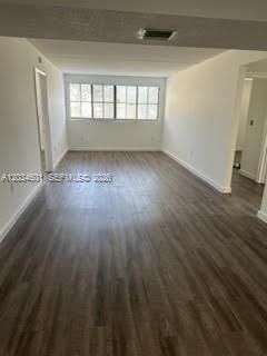 6175 NW 186th St , Unit 110, Hialeah, FL 33015 Photo